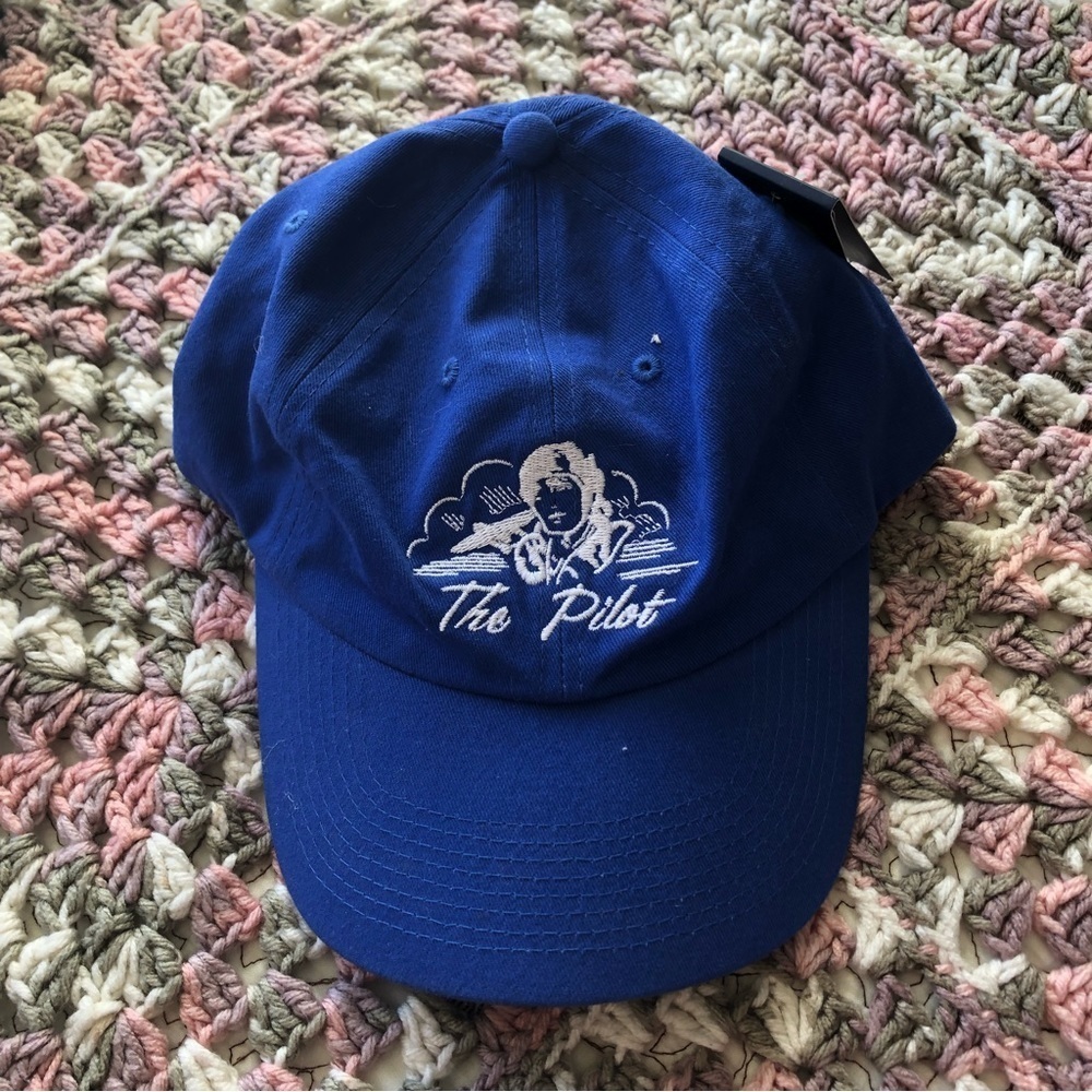 The Pilot blue organic cotton cap